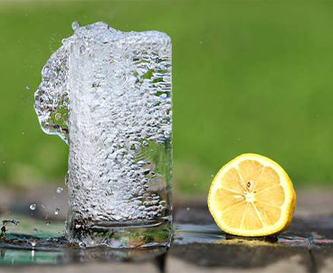 10 Reasons Why You Should Drink Lemon Water - Okoko Cosmétiques Official Site