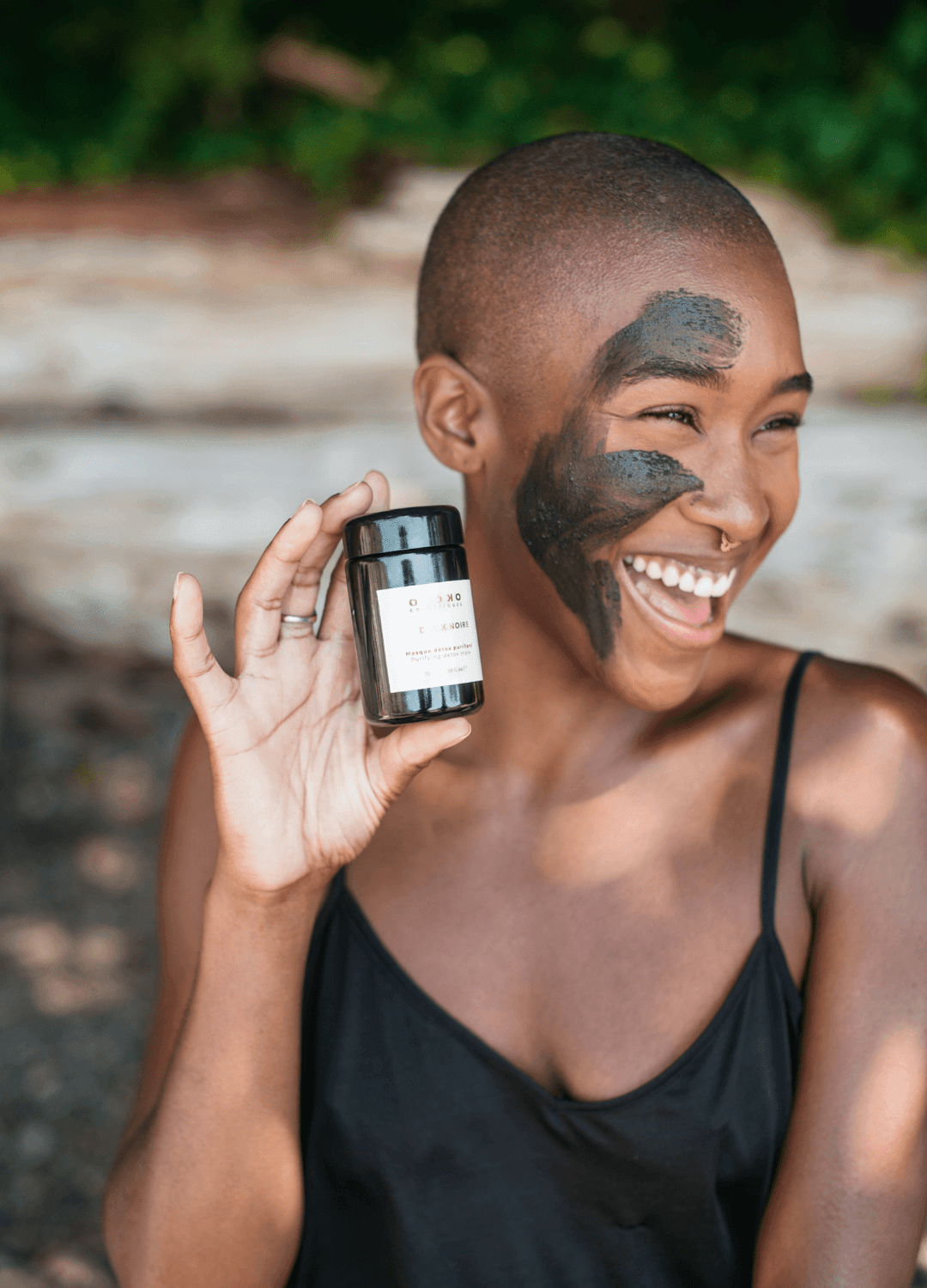 La D’tox Noire Detox Clay Mask with Activated Charcoal + Niacinamide