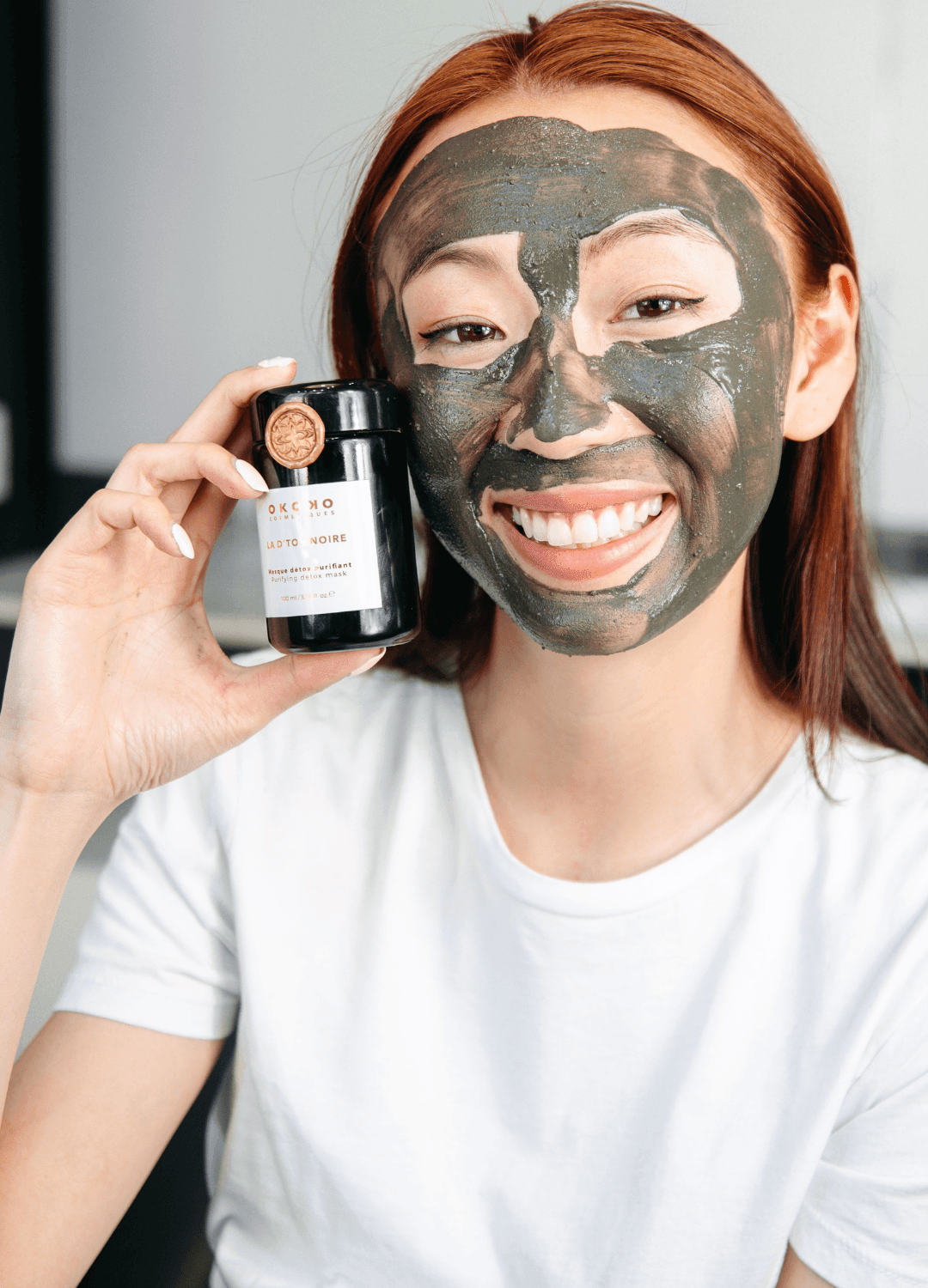 La D’tox Noire Detox Clay Mask with Activated Charcoal + Niacinamide