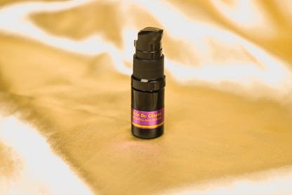 L’Élixir de Clarté – Brightening Gel Exfoliant with Vitamin C + AHA (10ml)